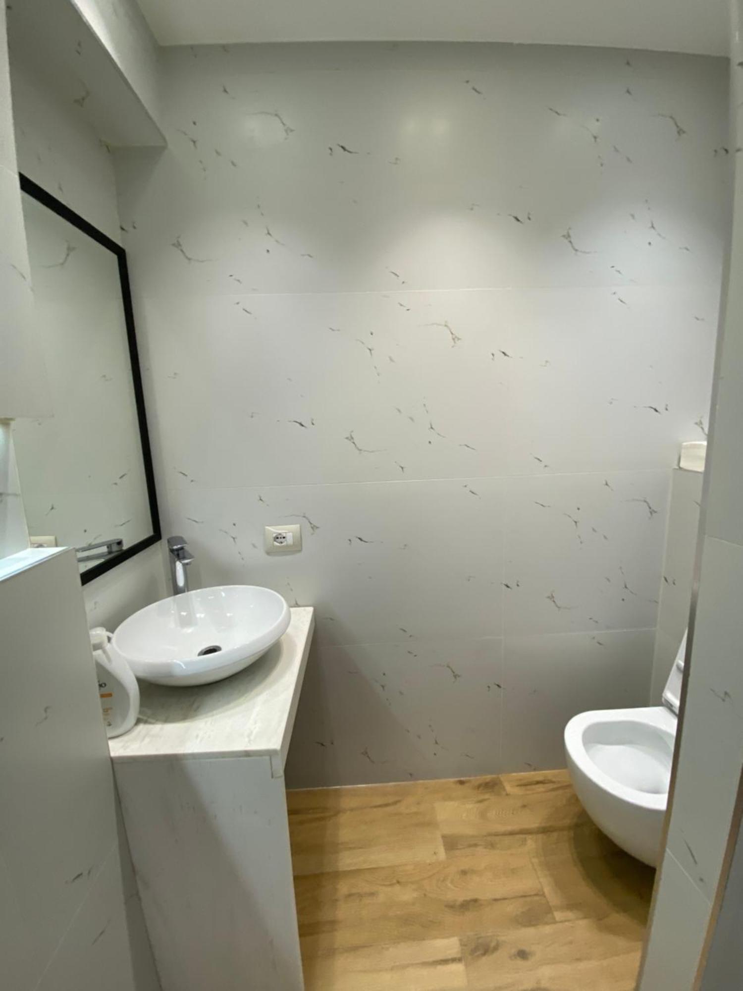 Cozycomfy Studio Tirana Extérieur photo